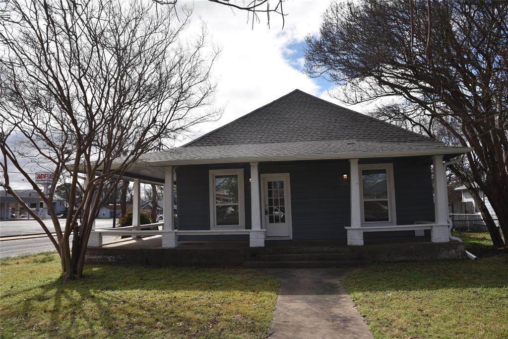 900 Chestnut Street - Photo 1