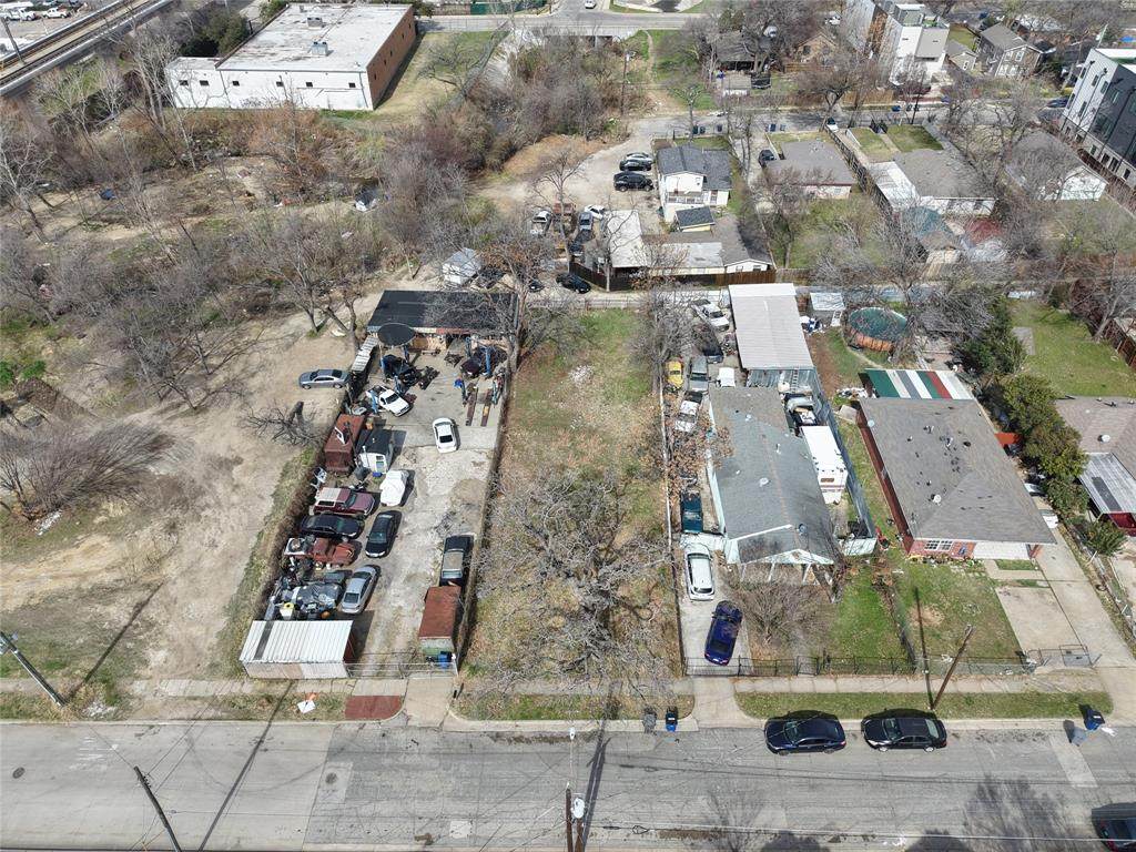 2117 Hondo Avenue - Photo 1