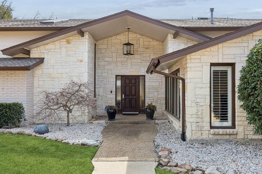 7040 Oakbluff Drive - Photo 1
