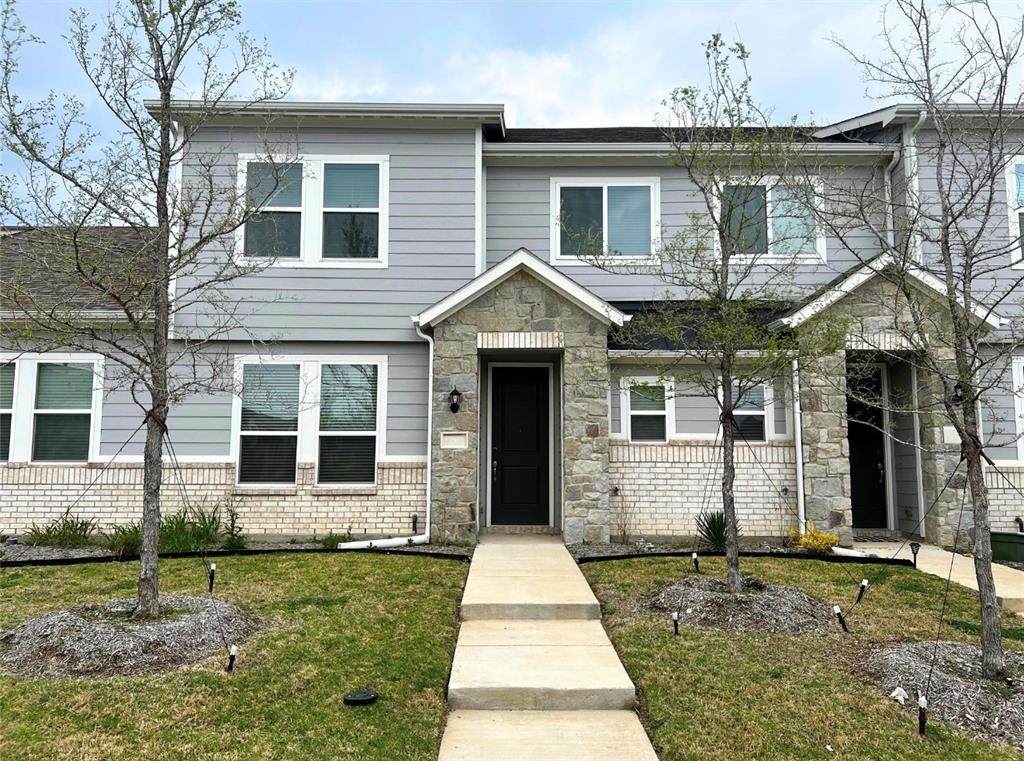 1332 Creekbank Drive - Photo 1