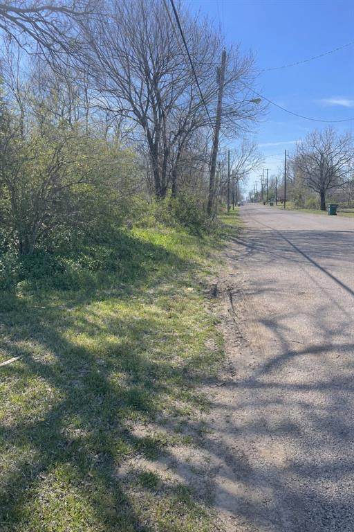 1021 Branch Street - Photo 1