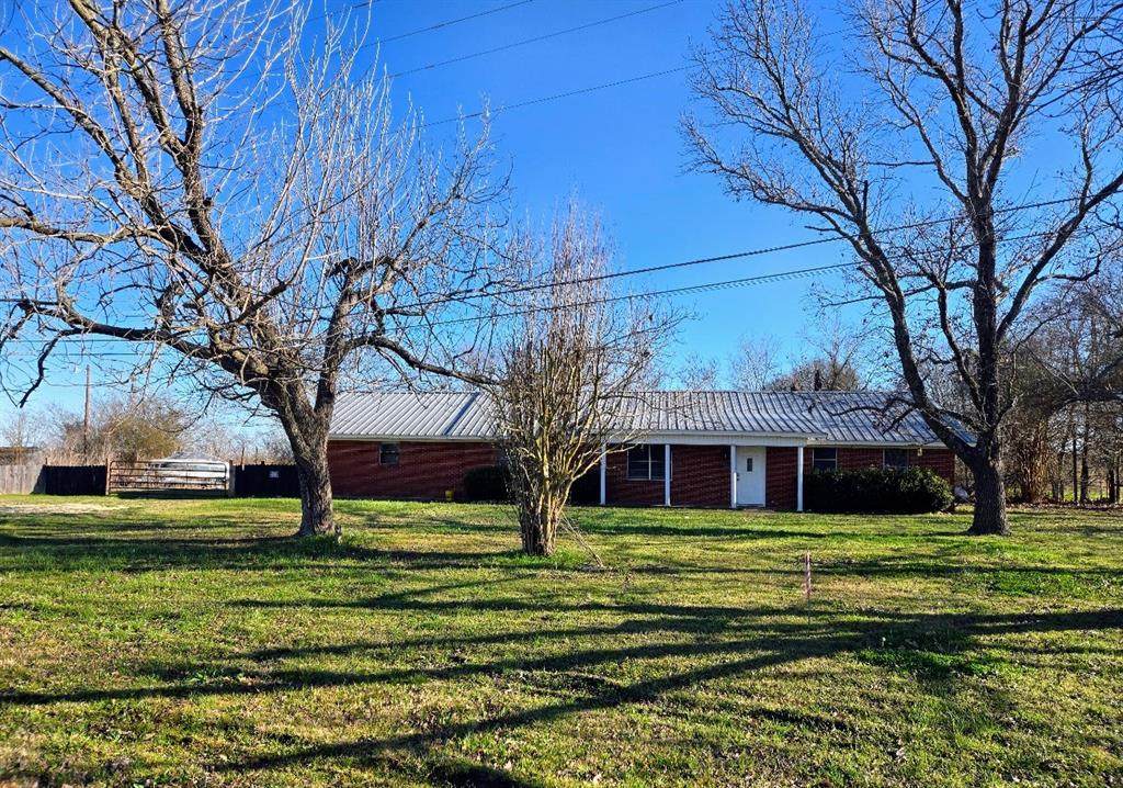 812 Tyus Street - Photo 1