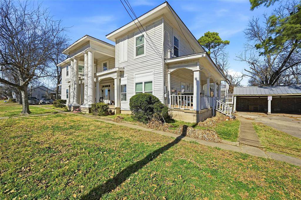 3720 Sockwell Boulevard - Photo 1