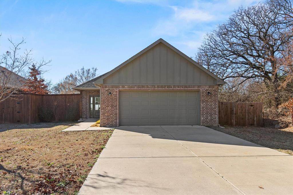 508 Good John Street - Photo 1