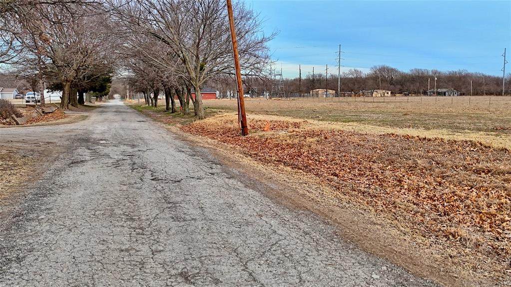 815 Williams Street - Photo 1