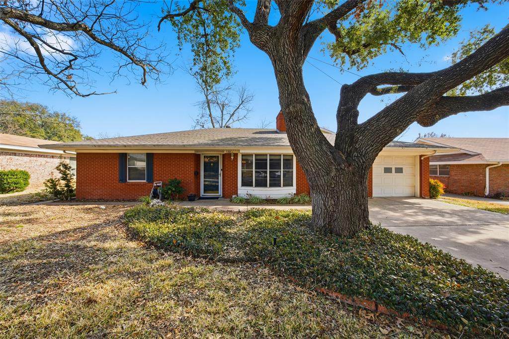 5318 Lake Lindenwood Drive - Photo 1