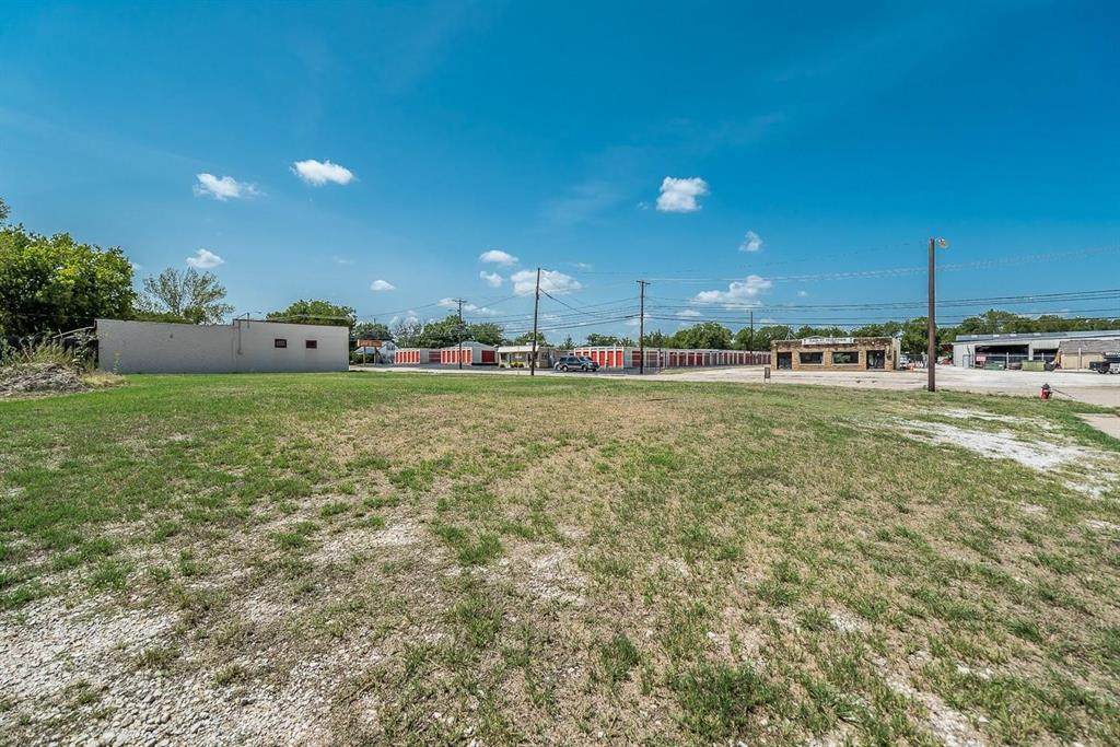 8021 White Settlement Road - Photo 1
