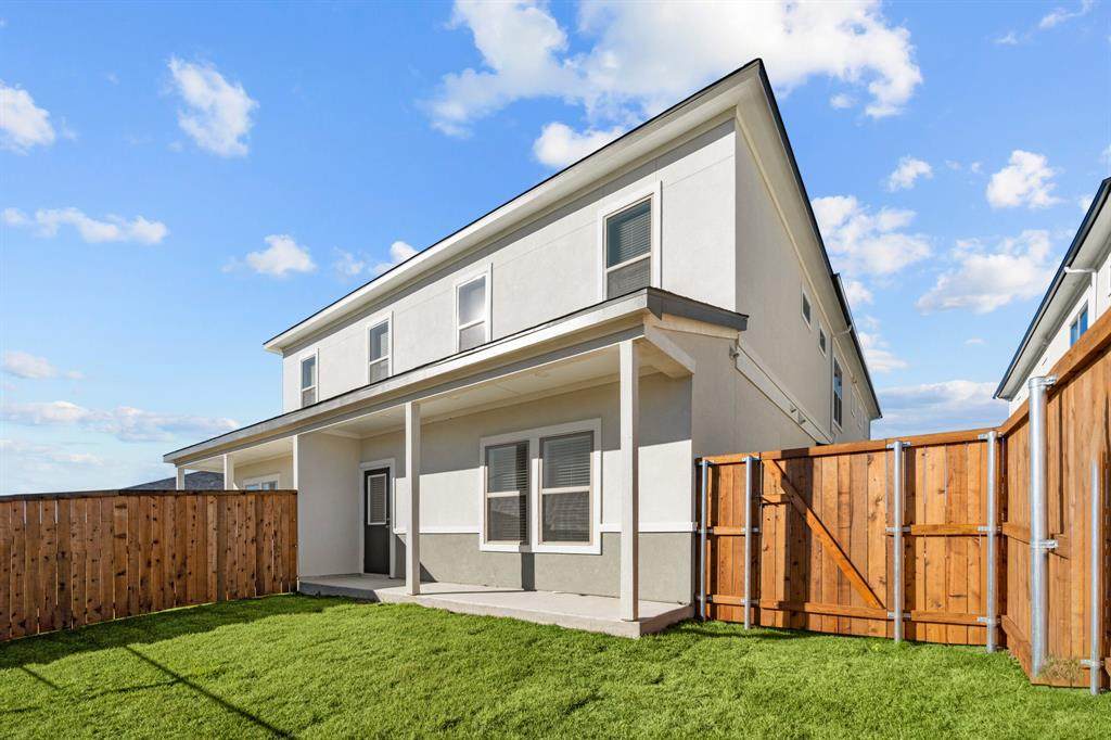 4779 Luxe Lane - Photo 1