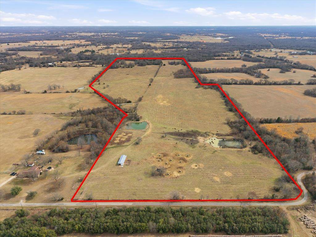 560 Rs County Road 3417 - Photo 1