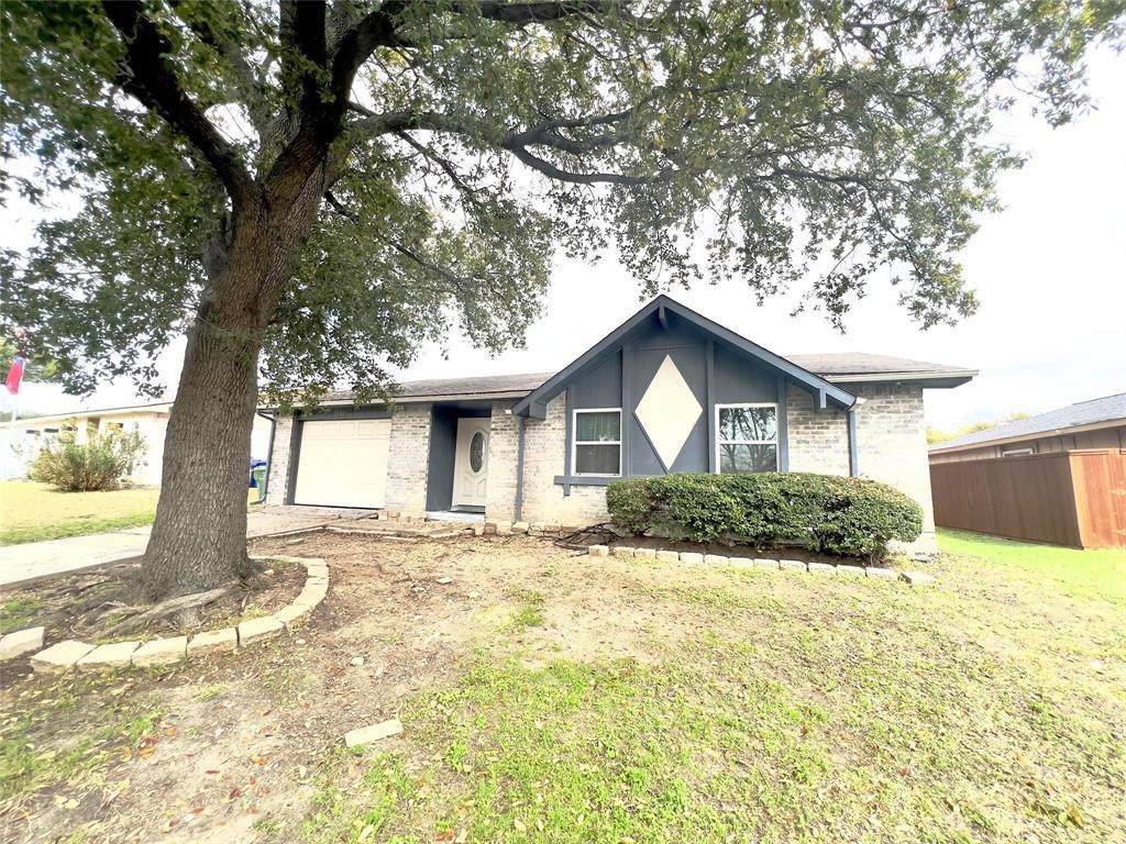 2902 Rayswood Drive - Photo 1