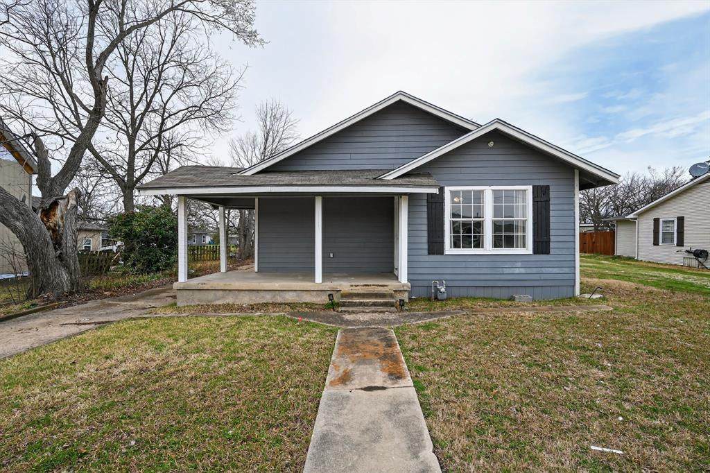 205 Mable Street - Photo 1
