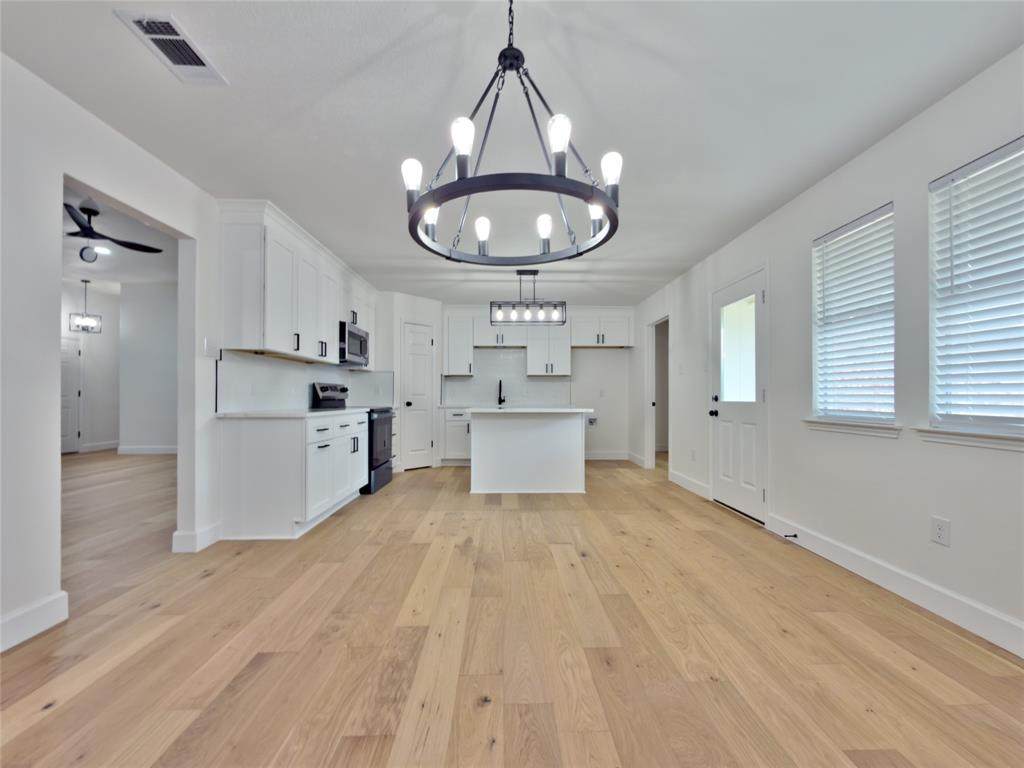 213 Bear Creek Parkway - Photo 1