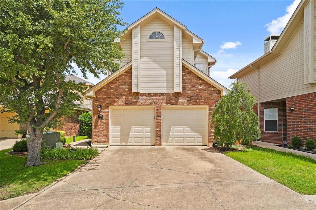 9420 Blue Jay Way - Photo 1