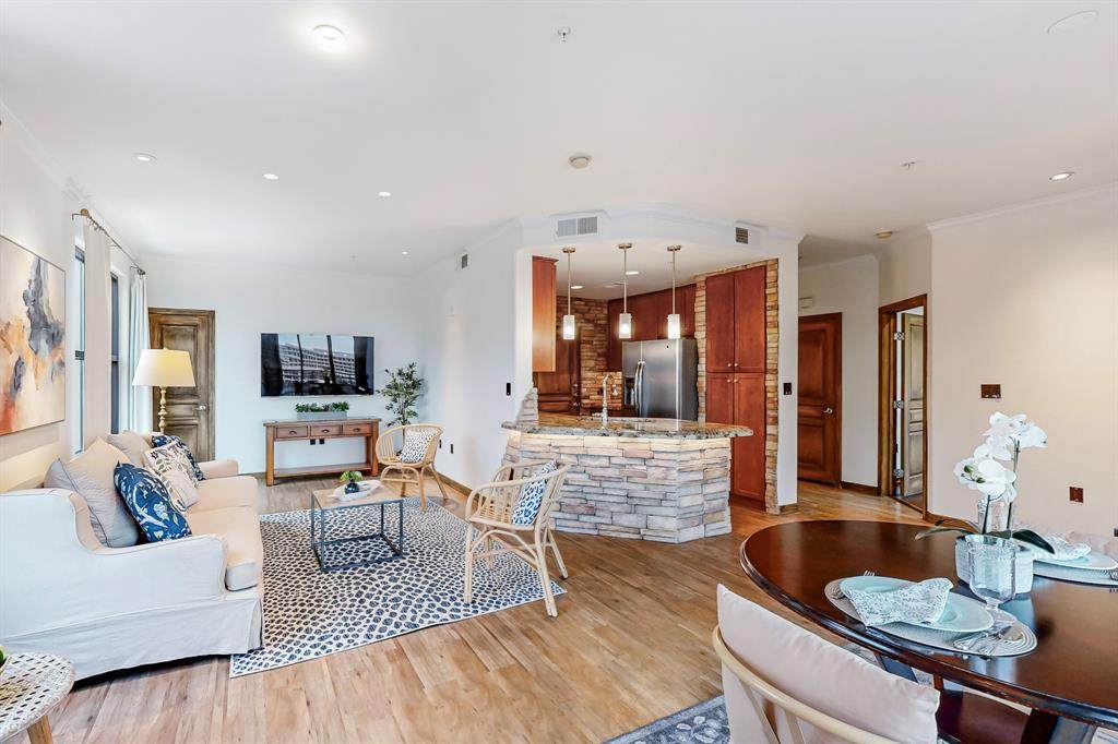 330 Las Colinas Boulevard - Photo 1