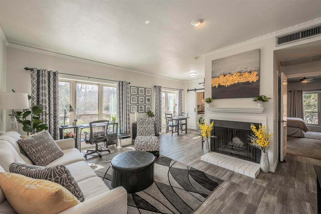 4415 Bellaire Drive - Photo 1