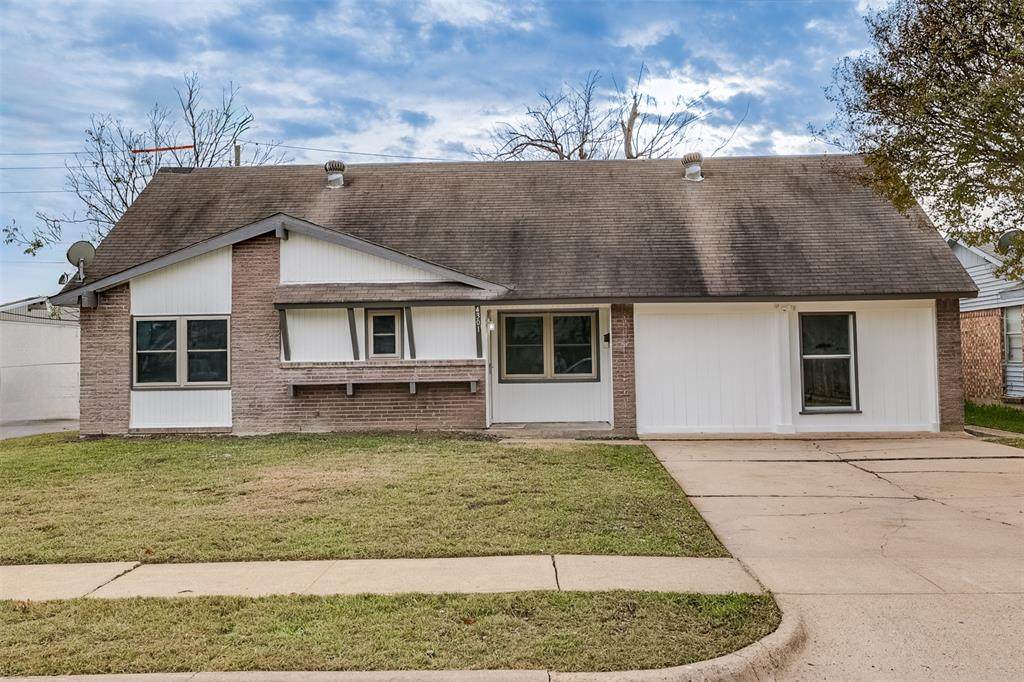 4301 Oleander Trail - Photo 1