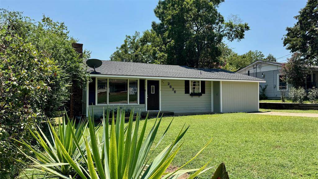 2626 Washington Street - Photo 1