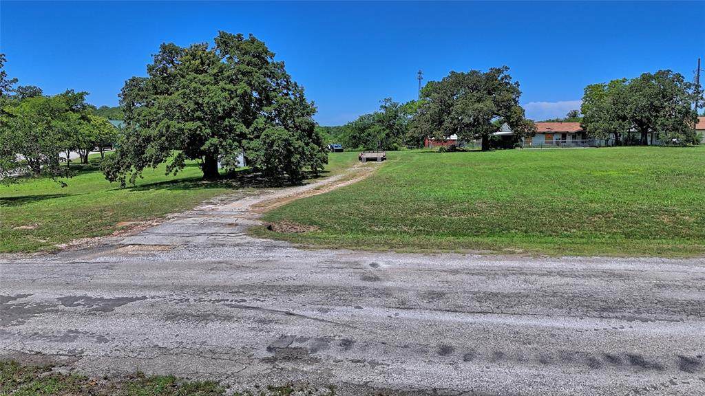 604 Mill Street - Photo 1
