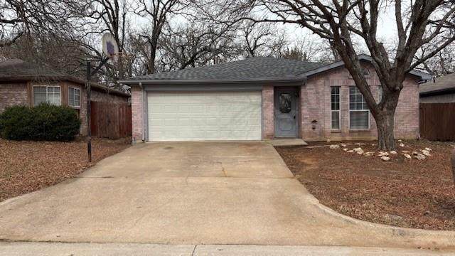 1302 Cardinal Oaks Drive - Photo 1