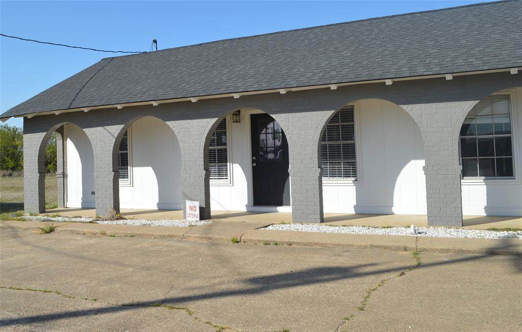 800 Front Street - Photo 1