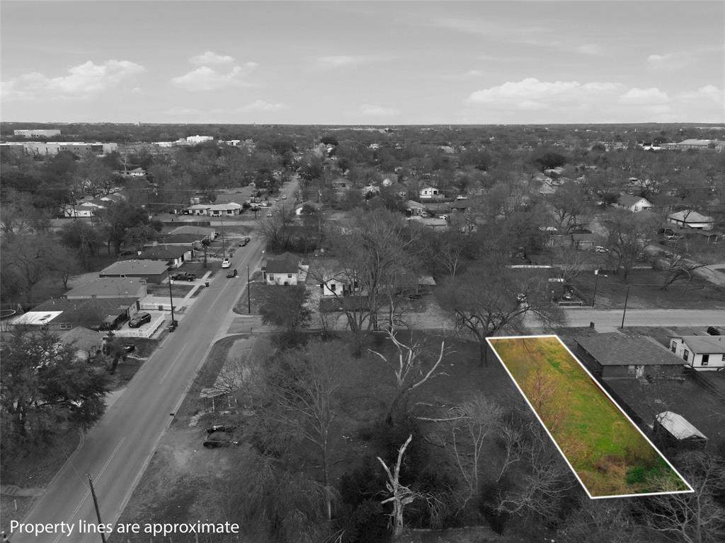 1212 Preston Street - Photo 1