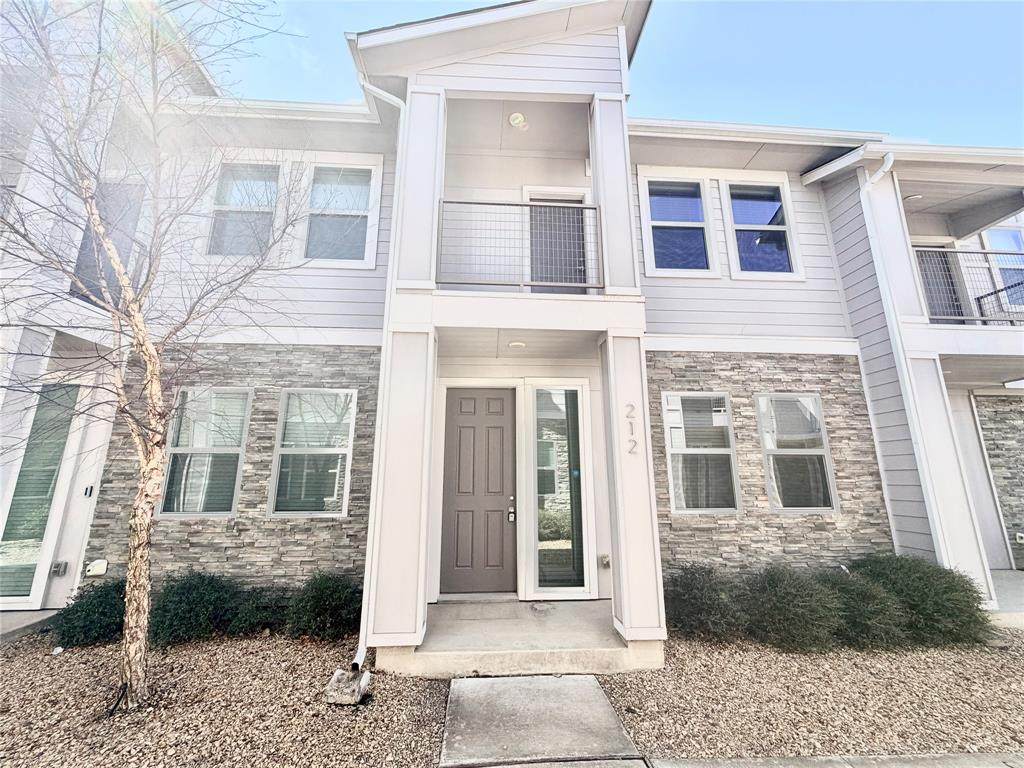 212 Stellariga Place - Photo 1