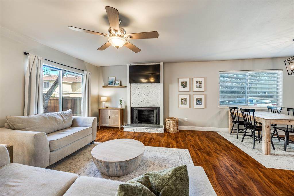 2604 Custer Parkway - Photo 1