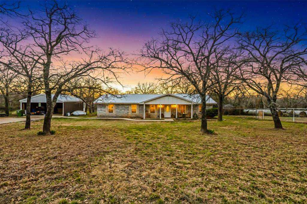 241 County Road 3689 - Photo 1