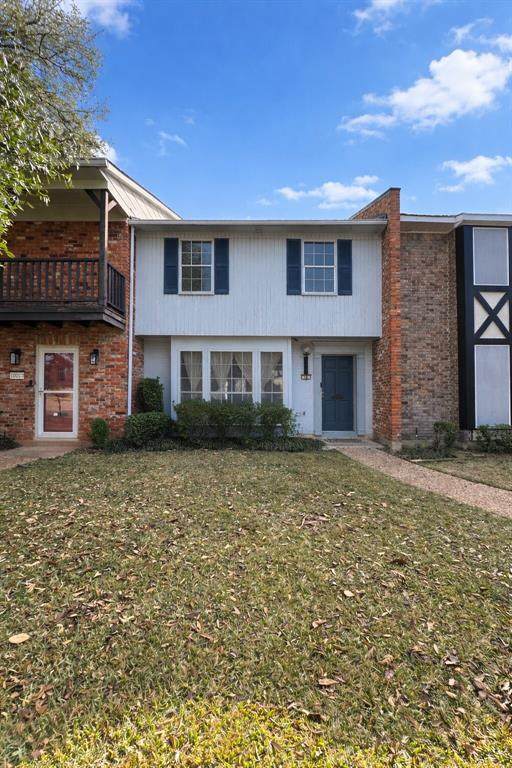 10015 Smitherman - Photo 1