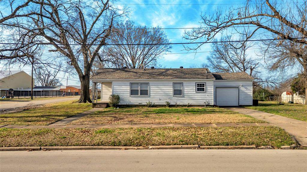 901 Johnson Street - Photo 1