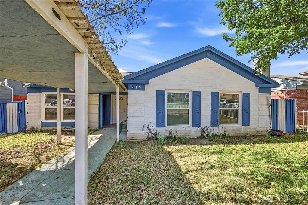 919 Brae Loch Drive - Photo 1
