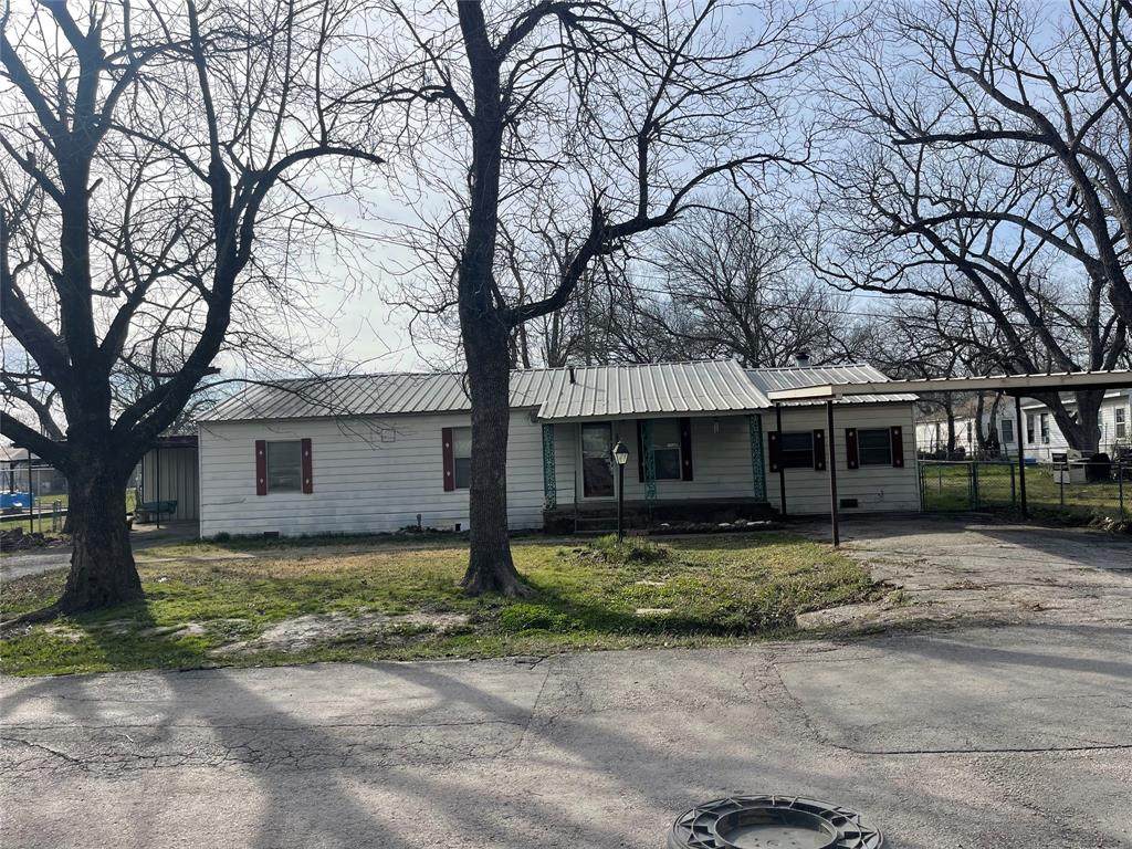 406 Austin Street - Photo 1