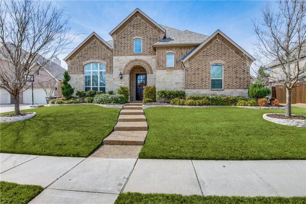 900 Blue Ridge Drive - Photo 1