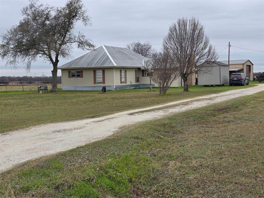 140 County Road 147 - Photo 1