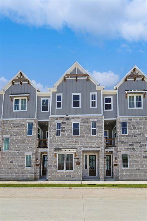 816 Concan Drive - Photo 1