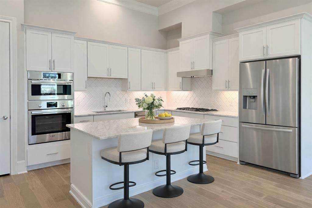 1436 N Avenue - Photo 1