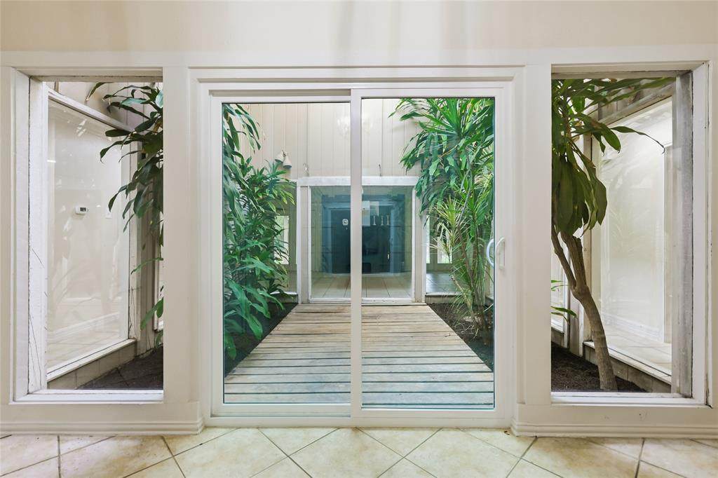 1209 Savannah Court - Photo 1