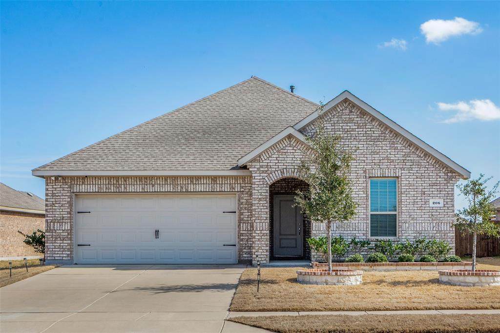206 Mockingbird Way - Photo 1