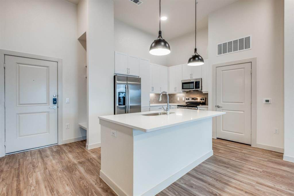 624 Lancaster Avenue - Photo 1