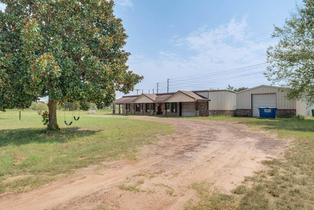 1428 Fm 228 Highway - Photo 1