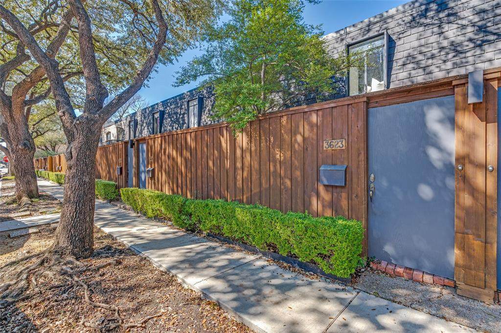 3623 Hawthorne Avenue - Photo 1