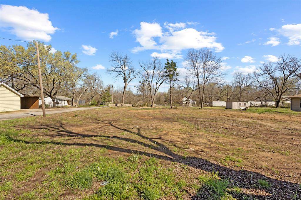 705 Cherry Street - Photo 1