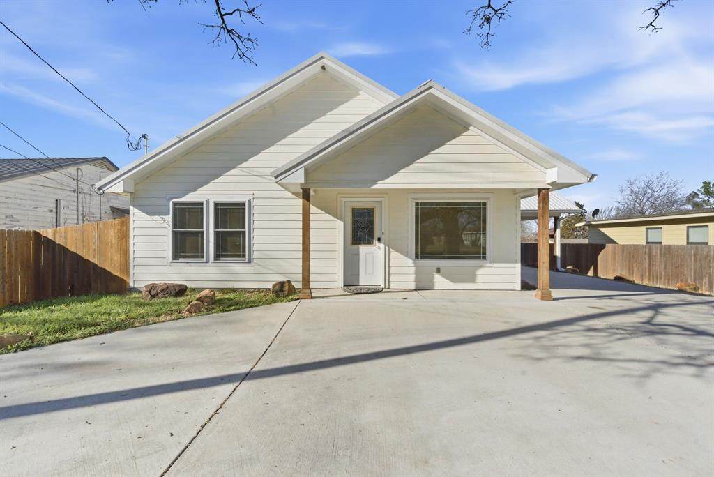 306 Dale Avenue - Photo 1