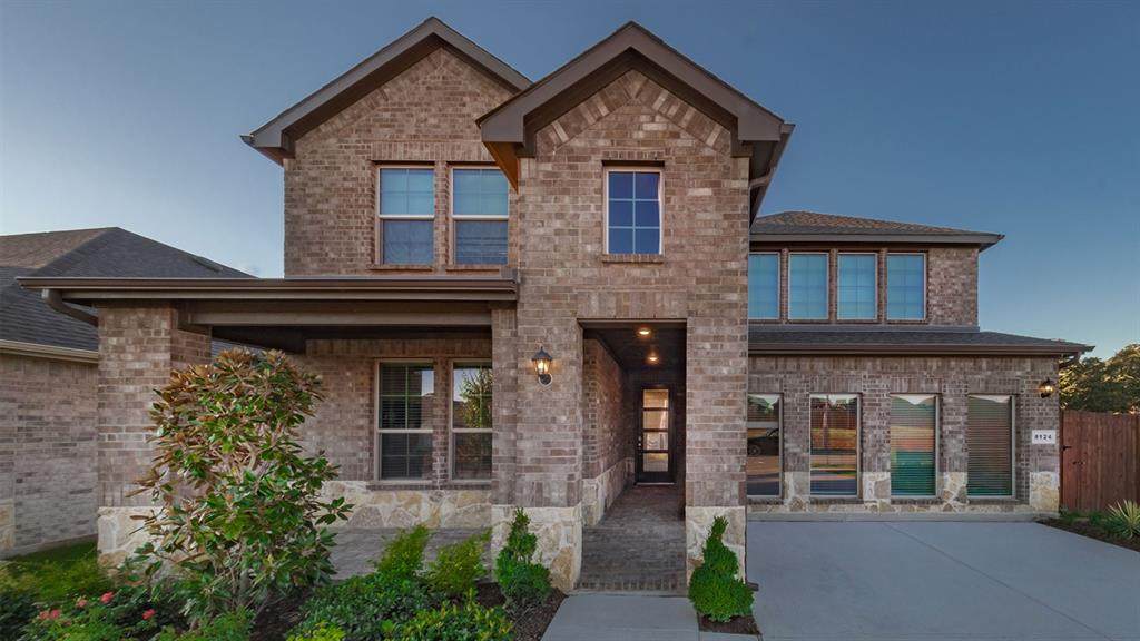 1612 Buckskin Road - Photo 1