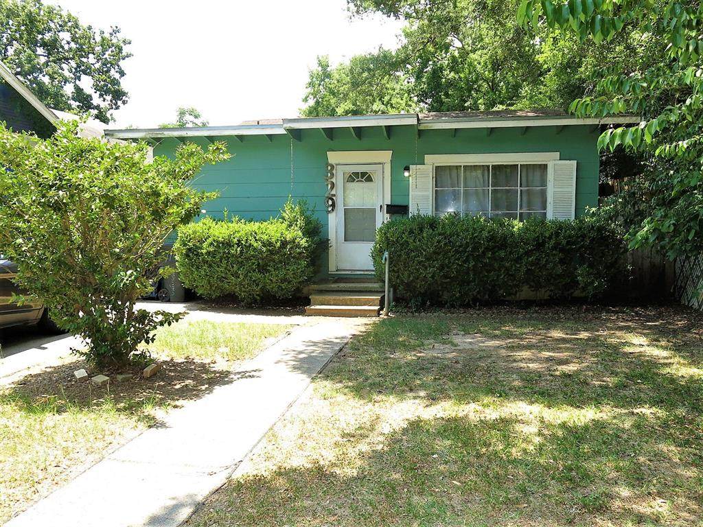 329 Dalzell Street - Photo 1