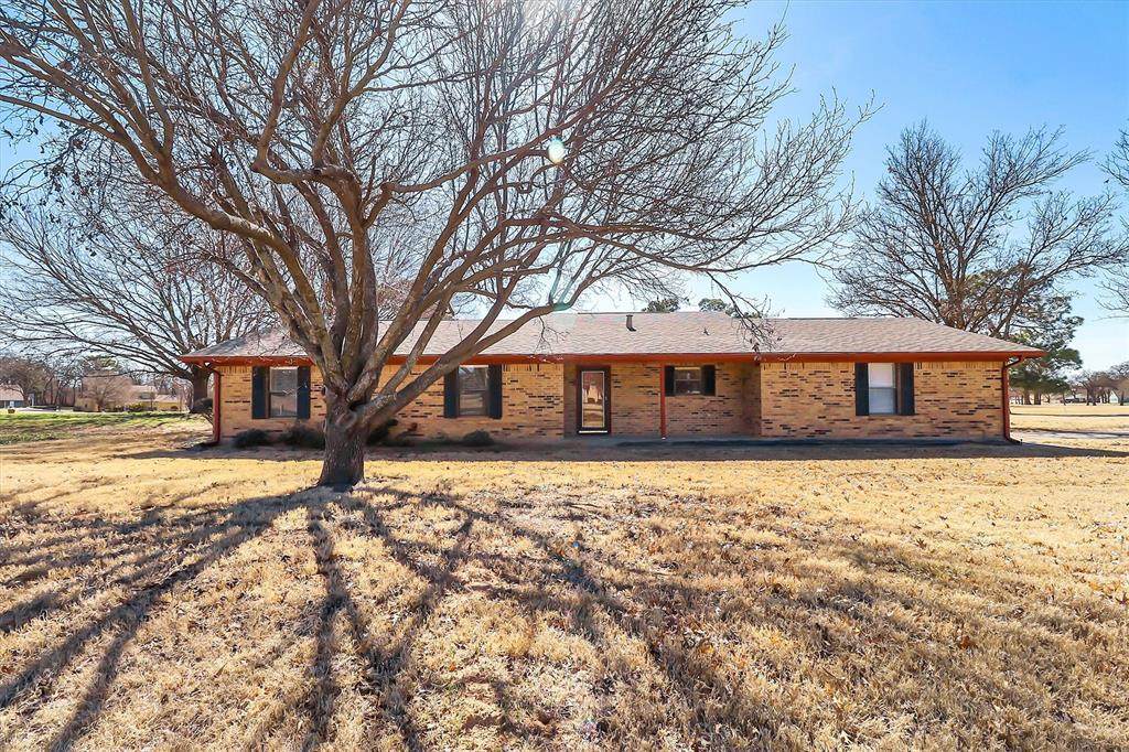 104 Navajo Trail - Photo 1