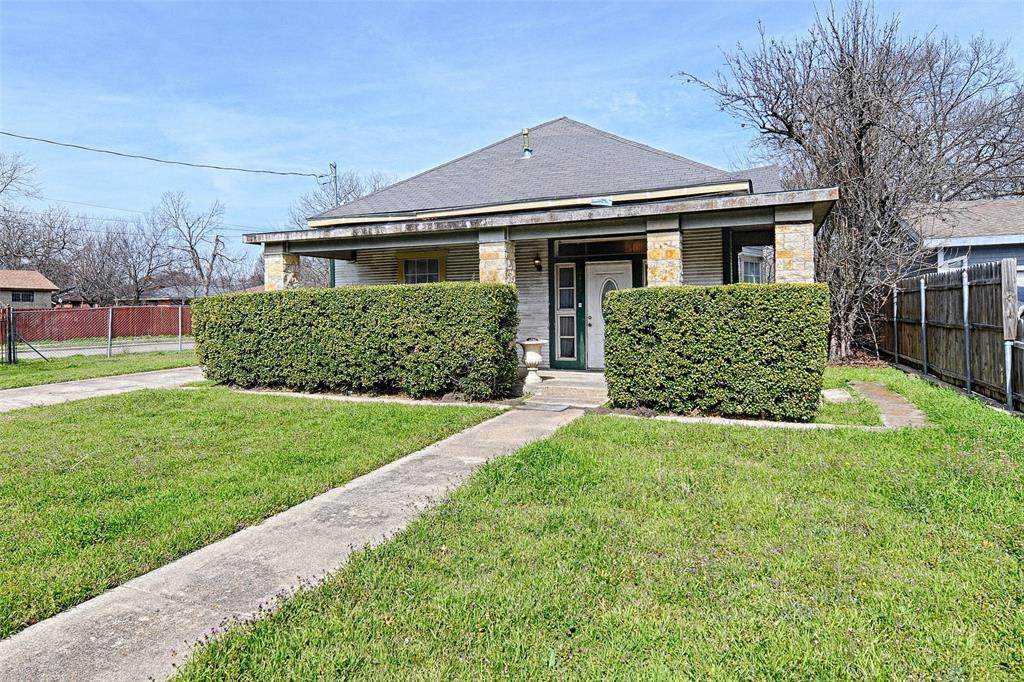 2457 Glenfield Avenue - Photo 1