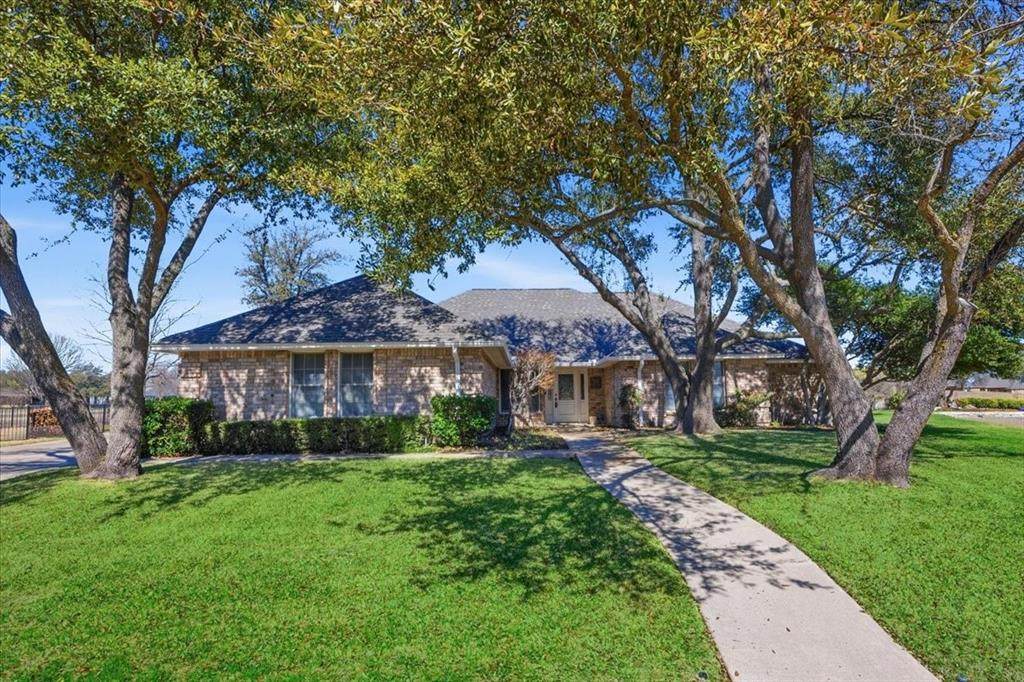 11617 Pine Creek Court - Photo 1