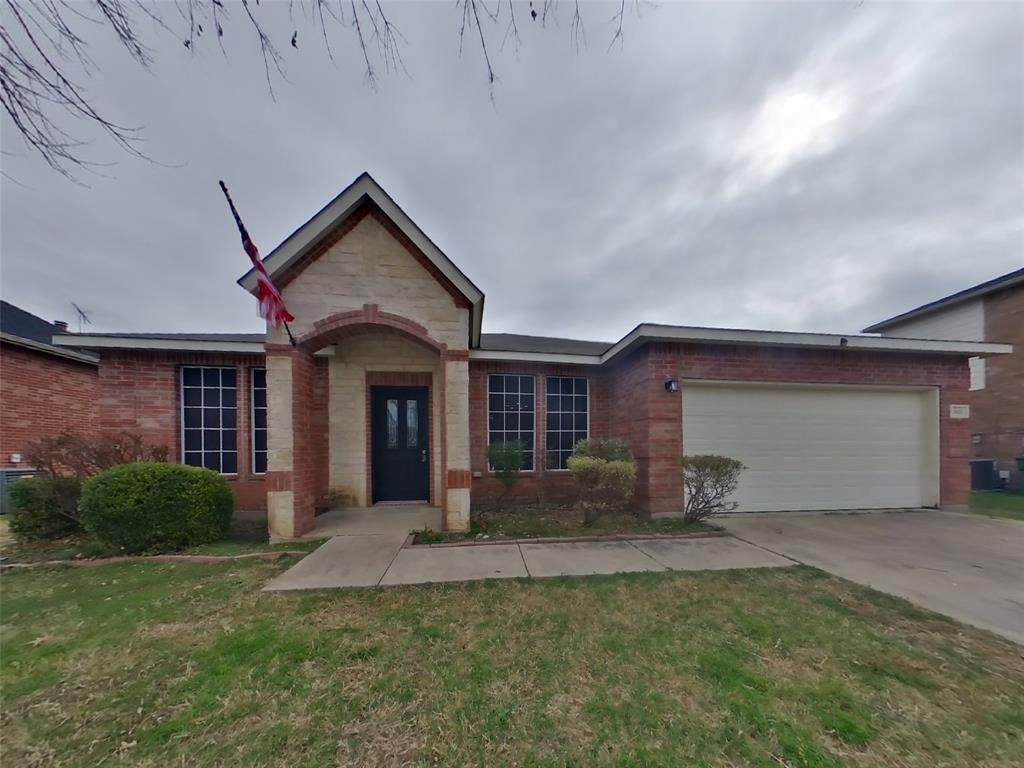 3413 Fashion Street - Photo 1
