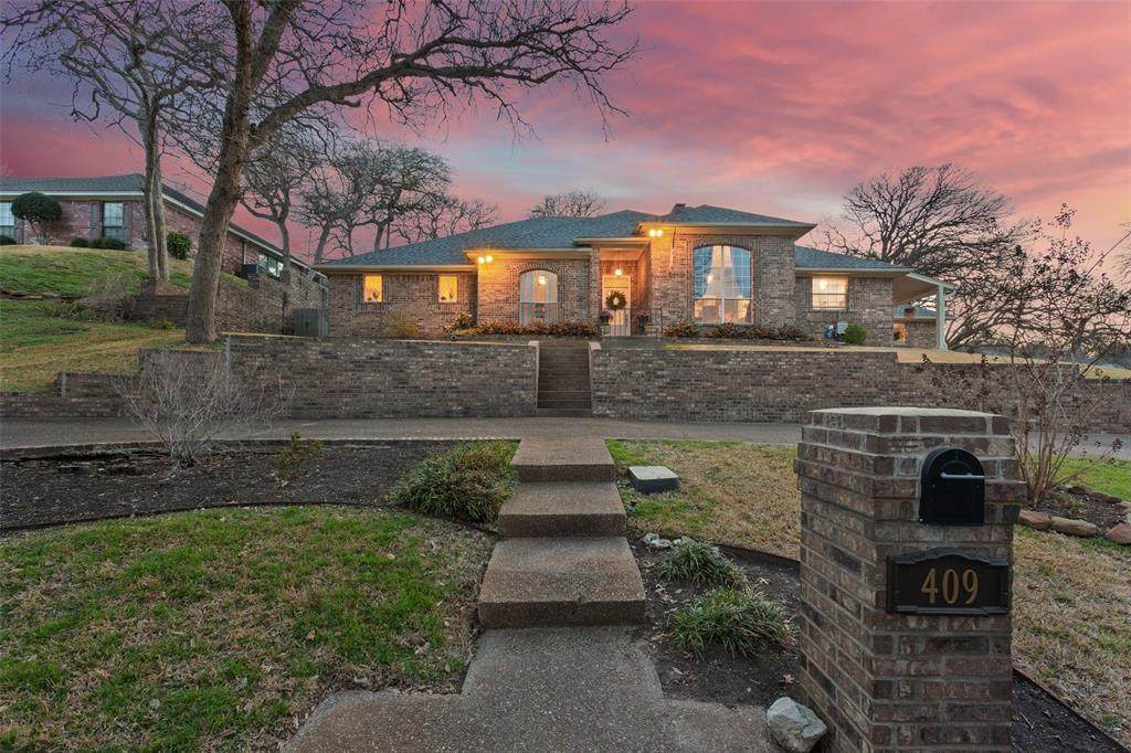 409 Shadow Mountain Drive - Photo 1